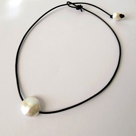 Leather White Coin Pearl Necklace - Picture 3 of 3